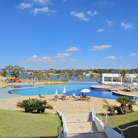 Ramada By Wyndham Furnaspark Formiga Exterior foto