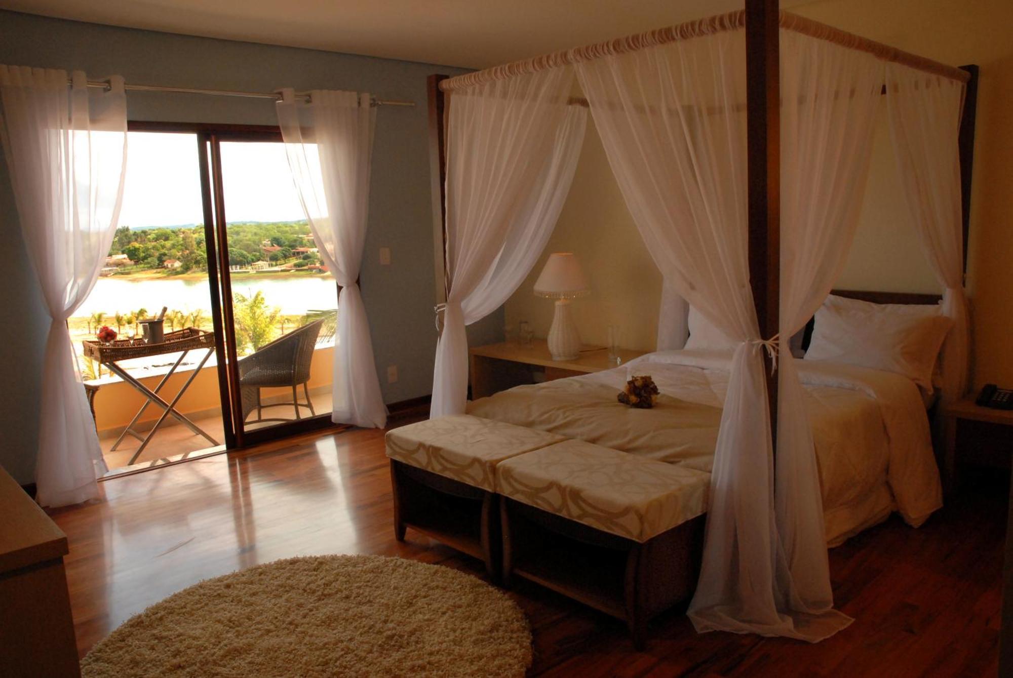 Ramada By Wyndham Furnaspark Formiga Exterior foto