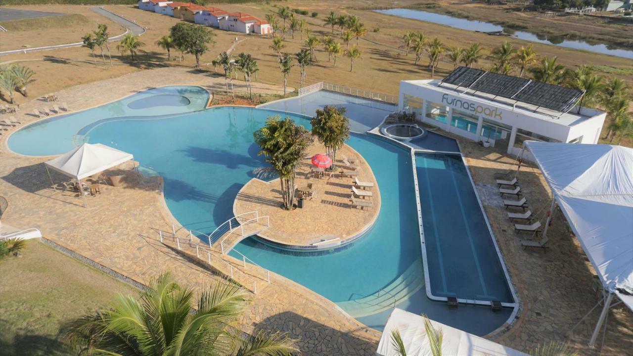 Ramada By Wyndham Furnaspark Formiga Exterior foto
